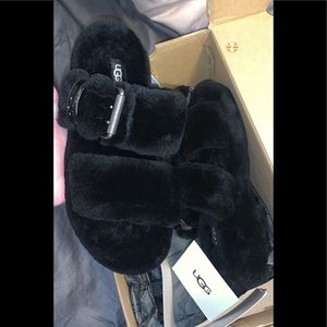 Ugg Fuzz Yeah sandals